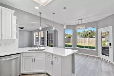 2020 Sterling Pointe Court, League City, TX 77573 - Photo 13