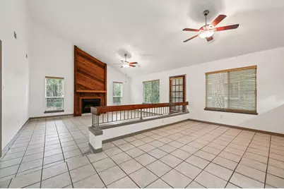 10 Hedgebell Court, The Woodlands, TX 77380 - Photo 5