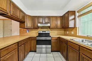 10 Hedgebell Ct, The Woodlands, TX 77380 - Photo 13