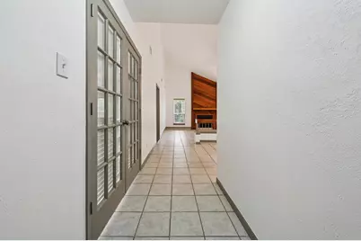 10 Hedgebell Court, The Woodlands, TX 77380 - Photo 3