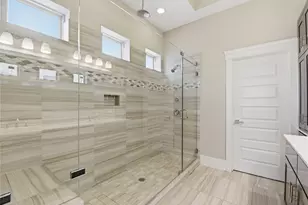 819 Algona Ave, Houston, TX 77008 - Photo 23