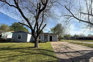5402 Flamingo Dr, Houston, TX 77033 - Photo 19