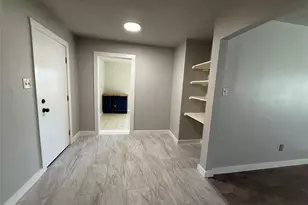 5402 Flamingo Dr, Houston, TX 77033 - Photo 21