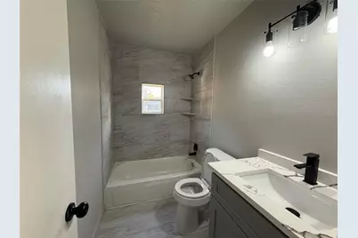 5402 Flamingo Drive, Houston, TX 77033 - Photo 13
