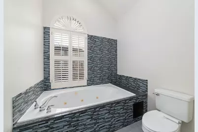 5404 Blossom Street, Houston, TX 77007 - Photo 27