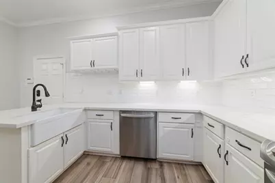 5404 Blossom Street, Houston, TX 77007 - Photo 13