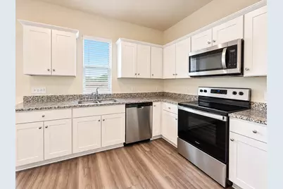 10166 Red Orchid Drive, Houston, TX 77016 - Photo 3