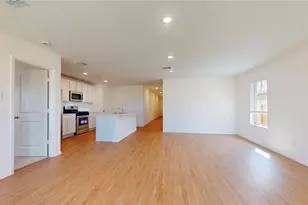 9206 Harvest Steel Dr, Baytown, TX 77521 - Photo 7