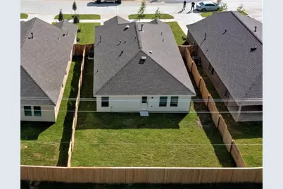 9206 Harvest Steel Drive, Baytown, TX 77521 - Photo 3