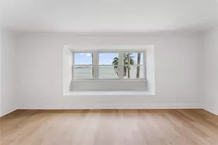 5 Tiki Cir, Tiki Island, TX 77554 - Photo 11