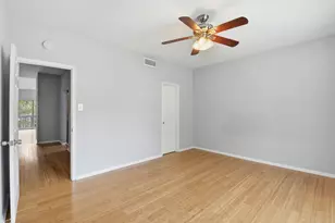 2100 Tanglewilde St, Houston, TX 77063 - Photo 7