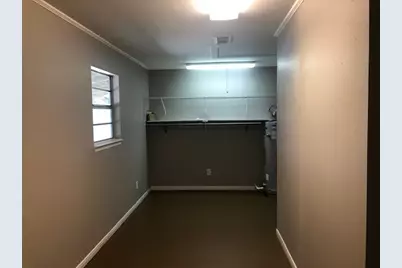 10910 Highway 36, Needville, TX 77461 - Photo 17