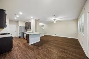 6438 Stoney Creek Dr, Pasadena, TX 77503 - Photo 11