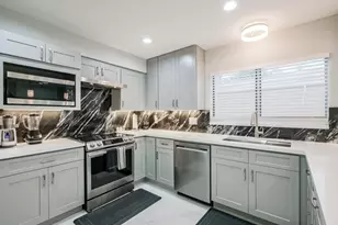 11643 Village Pl Dr, Houston, TX 77077 - Photo 13