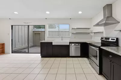12027 Willow Trail, Houston, TX 77035 - Photo 15