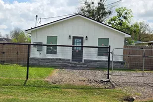 1800 Sanford St, Navasota, TX 77868 - Photo 9
