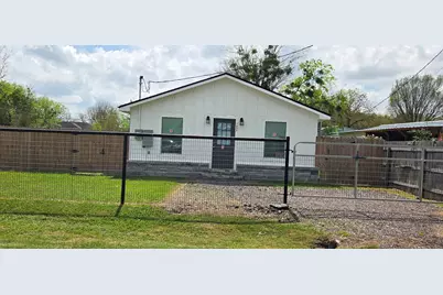 1800 Sanford Street, Navasota, TX 77868 - Photo 1