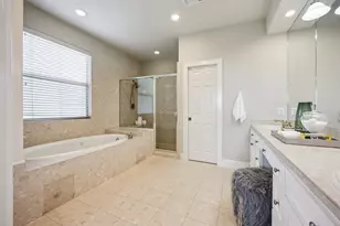 1477 Missouri St, Houston, TX 77006 - Photo 21