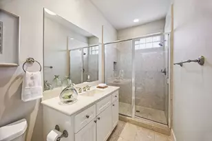 1477 Missouri St, Houston, TX 77006 - Photo 9