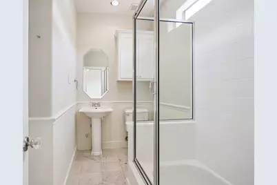 1477 Missouri Street, Houston, TX 77006 - Photo 29