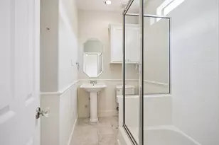 1477 Missouri St, Houston, TX 77006 - Photo 29