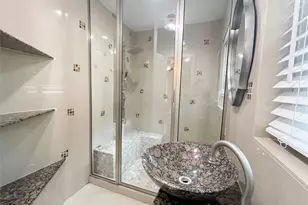 2015 Ansbury Dr, Houston, TX 77018 - Photo 9
