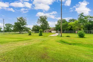 11506 Tri City Beach Rd, Baytown, TX 77523 - Photo 23