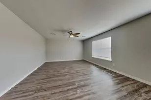 21711 Falcongate Ct, Humble, TX 77338 - Photo 7