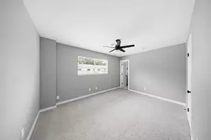 9706 Westview Dr, Houston, TX 77055 - Photo 23