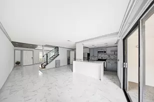9706 Westview Dr, Houston, TX 77055 - Photo 13