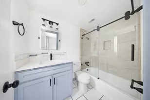 9706 Westview Dr, Houston, TX 77055 - Photo 25