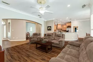 607 Walnut St, Lake Jackson, TX 77566 - Photo 17
