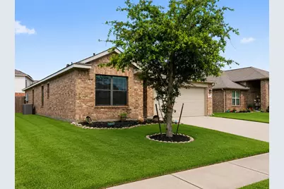 9111 Saint Laurent Lane, Houston, TX 77044 - Photo 3