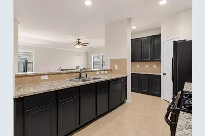 9111 Saint Laurent Lane, Houston, TX 77044 - Photo 7