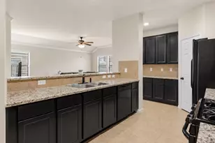 9111 St Laurent Ln, Houston, TX 77044 - Photo 7