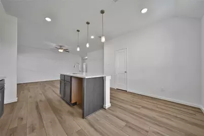 1828 Rory Christine Drive, Rosharon, TX 77583 - Photo 5