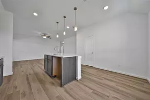 1828 Rory Christine Dr, Rosharon, TX 77583 - Photo 5