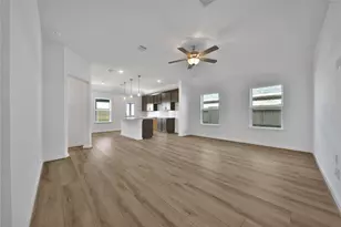 1828 Rory Christine Dr, Rosharon, TX 77583 - Photo 11