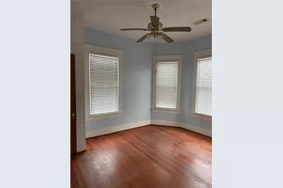 3705 Avenue Q 1/2, Galveston, TX 77550 - Photo 11