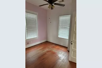 3705 Avenue Q 1/2, Galveston, TX 77550 - Photo 11