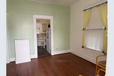 3705 Avenue Q 1/2, Galveston, TX 77550 - Photo 5