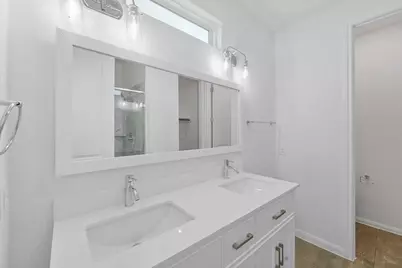 102 E 44th Street #C, Houston, TX 77018 - Photo 21