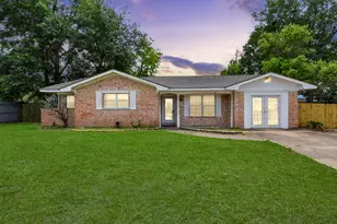 811 Hillcrest Dr, Conroe, TX 77301 - Photo 41
