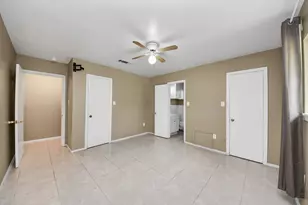 811 Hillcrest Dr, Conroe, TX 77301 - Photo 15