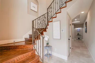 5210 Feagan Street, Houston, TX 77007 - Photo 3