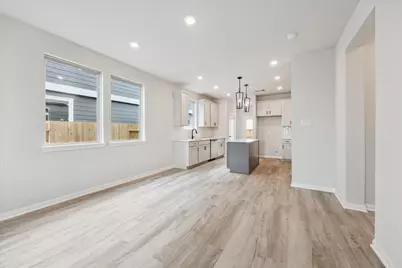 6407 Prospect Oaks Parkway, Katy, TX 77449 - Photo 9