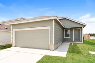 3704 Axis Hl St, New Braunfels, TX 78132 - Photo 3