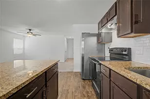 16606 Colleen Pl, Conroe, TX 77306 - Photo 11