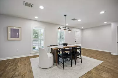 10143 Whiteside Lane, Houston, TX 77043 - Photo 3