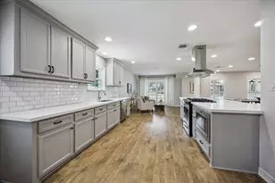 10143 Whiteside Ln, Houston, TX 77043 - Photo 13